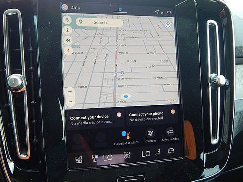 New 2026 Volvo XC40 B5 Ultra w/ Climate Package image 19