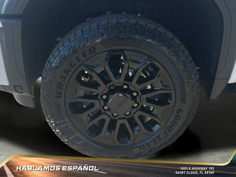 New 2026 GMC Sierra 2500 Denali w/ Denali Reserve Package image 10