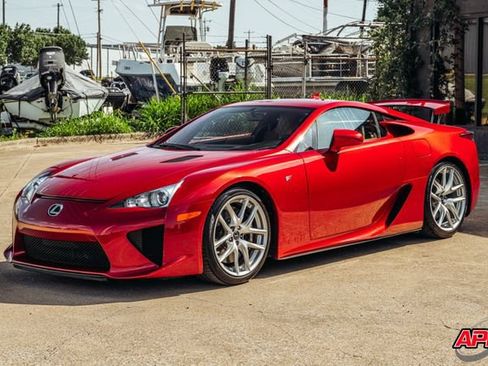 Used 2012 Lexus LFA RWD image 6