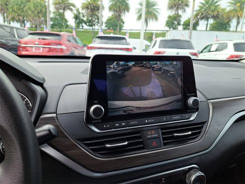 Certified 2023 Nissan Altima 2.5 SV image 23