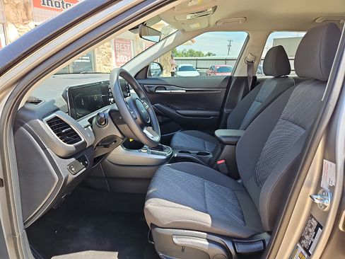 Used 2026 Kia Seltos LX AWD/4WD image 11