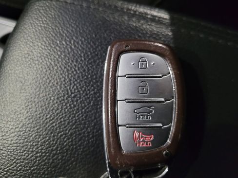 Used 2017 Hyundai Elantra Value Edition FWD image 32
