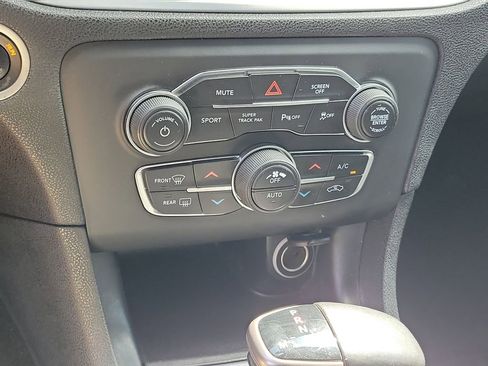 Used 2020 Dodge Charger R/T RWD image 13