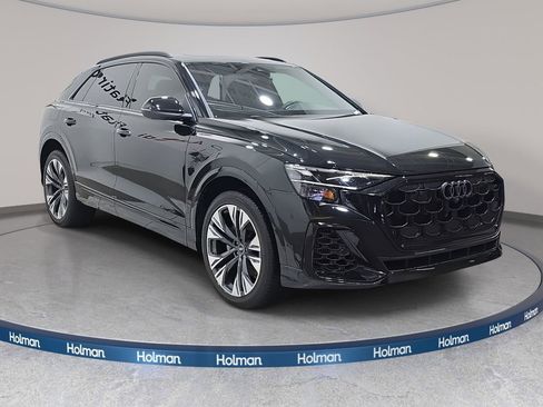 Used 2025 Audi Q8 Premium Plus AWD/4WD image 4