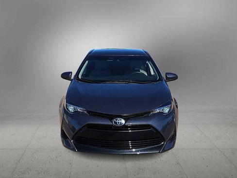 Used 2019 Toyota Corolla L image 3