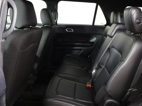 Used 2019 Ford Explorer 4WD Police Interceptor image 8