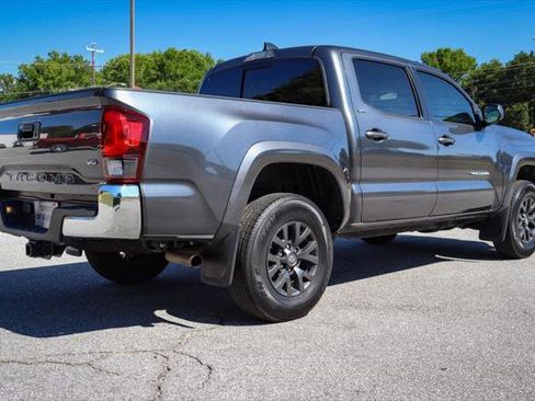 Certified 2021 Toyota Tacoma SR5 image 8