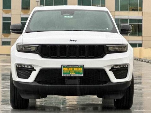 New 2025 Jeep Grand Cherokee Limited image 6