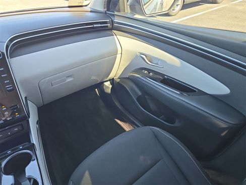 Used 2022 Hyundai Tucson SEL image 12