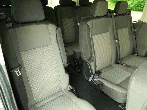 Used 2022 Ford Transit 350 XLT RWD image 20
