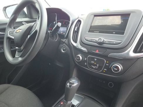 Used 2019 Chevrolet Equinox LT FWD image 19