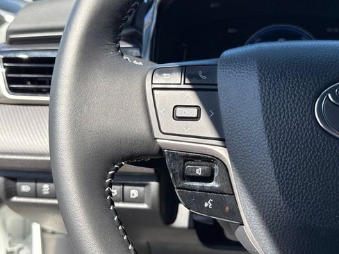 Used 2026 Toyota Camry SE w/ Multimedia Upgrade Package FWD image 23