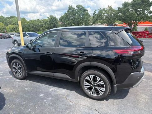 Used 2023 Nissan Rogue SV w/ SV Premium B Package AWD/4WD image 6