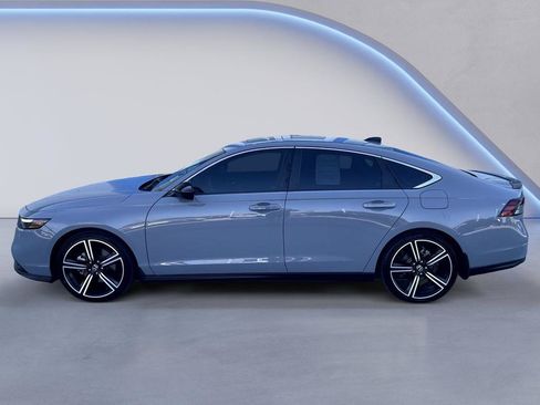 Used 2023 Honda Accord Sport image 1