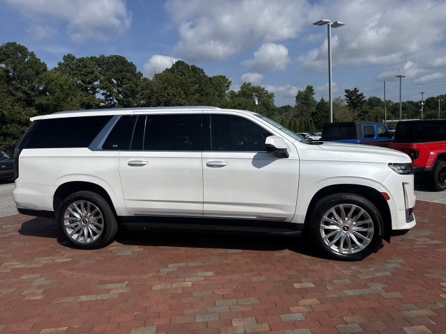 Used 2024 Cadillac Escalade ESV Premium Luxury RWD image 37