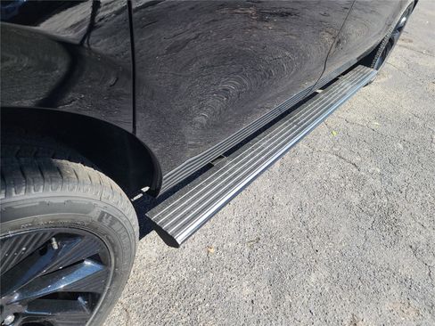 New 2026 Lincoln Navigator L Reserve w/ Jet Appearance Package image 21