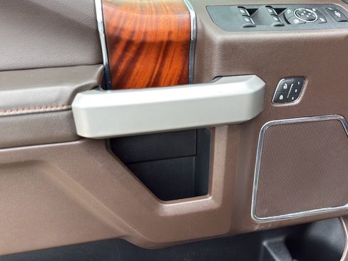 Used 2019 Ford F250 King Ranch w/ King Ranch Ultimate Package image 11