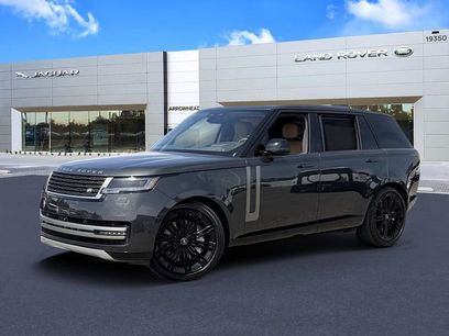 Used 2025 Land Rover Range Rover Long Wheelbase SE