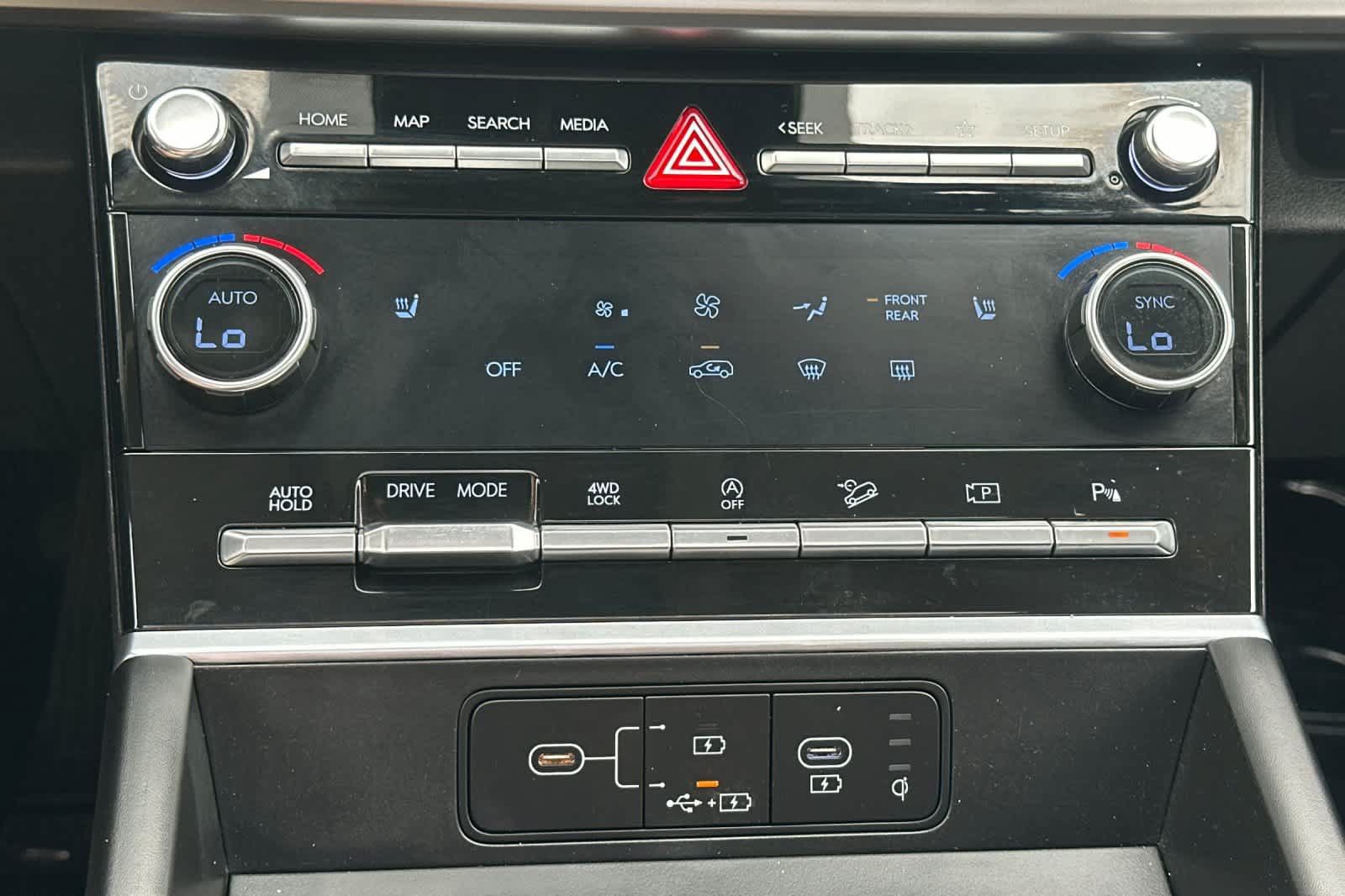 Used 2024 Hyundai Santa Fe XRT AWD/4WD image 22