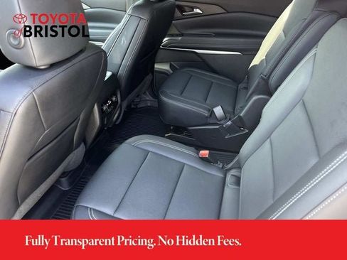 Used 2026 Chevrolet Traverse LT w/ Driver Confidence Package AWD/4WD image 18