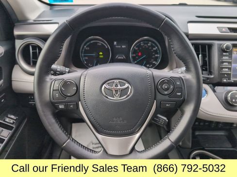 Used 2016 Toyota RAV4 Limited w/ Advanced Technology Package image 17