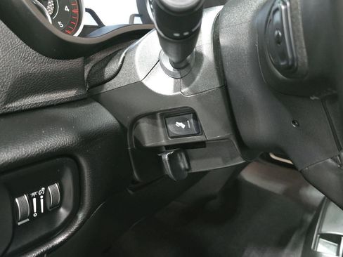 Used 2024 RAM 2500 Laramie image 11