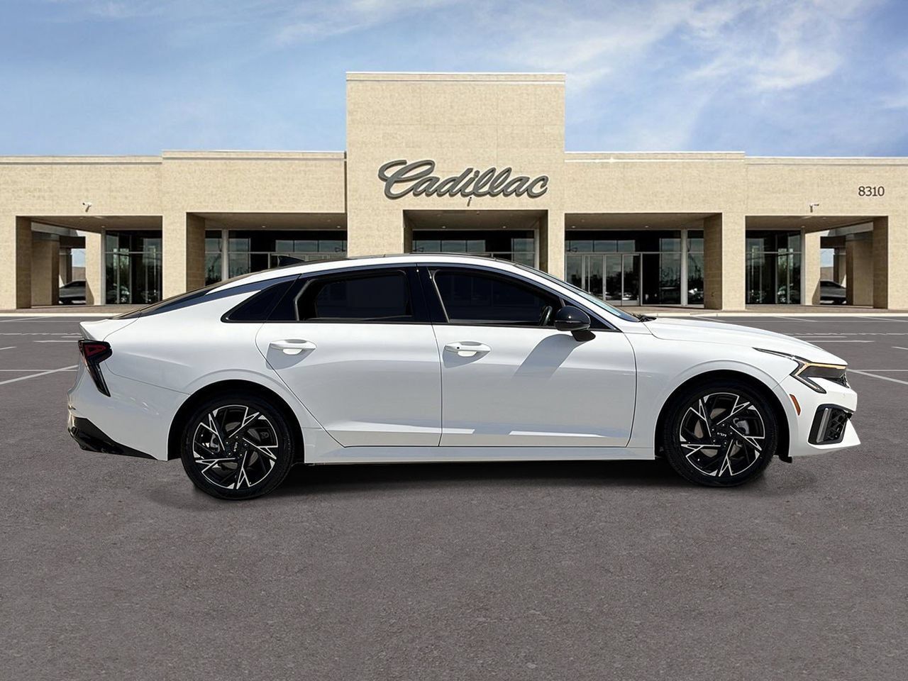 Used 2025 Kia K5 GT-Line w/ GT-Line Premium Package FWD image 4