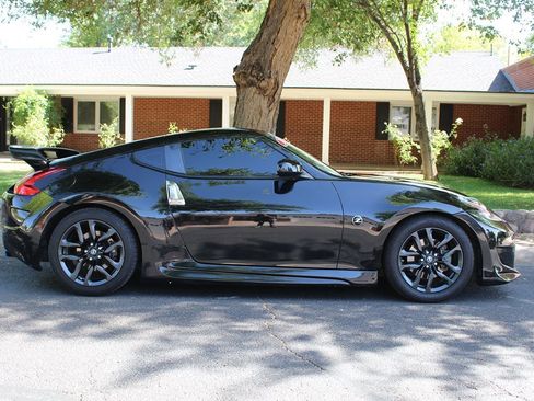 Used 2019 Nissan 370Z Coupe w/ Z34 Heritage Edition - Black image 3