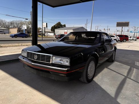 Used 1989 Cadillac Allante image 4
