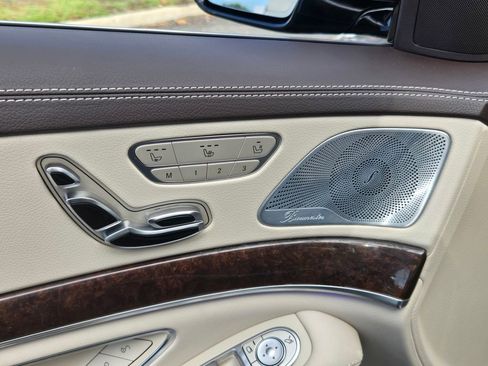 Used 2019 Mercedes-Benz S 560 Sedan image 14