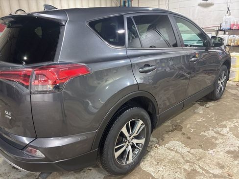 Used 2018 Toyota RAV4 XLE image 6