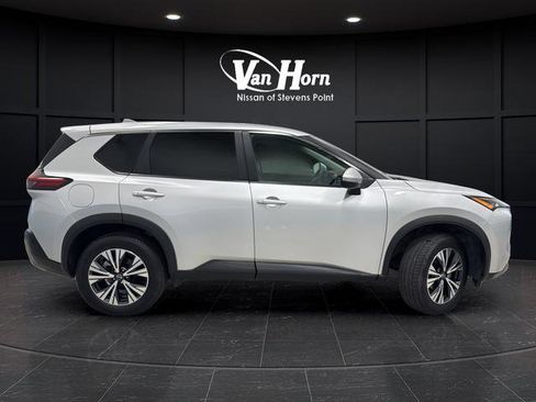 Used 2022 Nissan Rogue SV AWD/4WD image 8