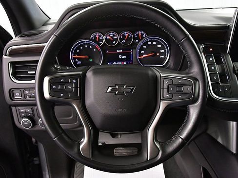 Used 2021 Chevrolet Tahoe Z71 image 16