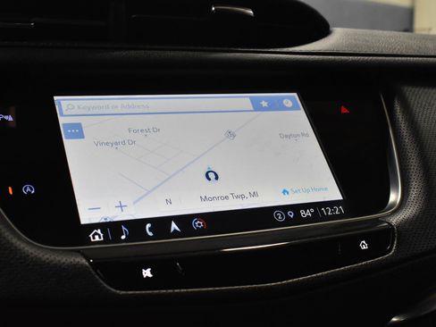 Used 2024 Cadillac XT5 Premium Luxury FWD image 18