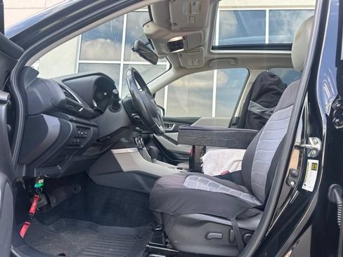 Used 2021 Subaru Forester Premium AWD/4WD image 7