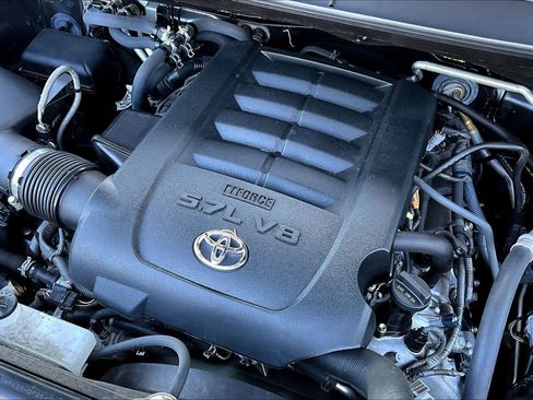 Used 2021 Toyota Sequoia Limited image 31