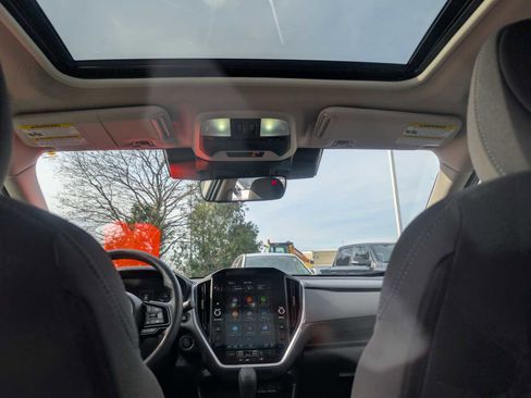 Used 2025 Subaru Crosstrek 2.0i Premium image 22