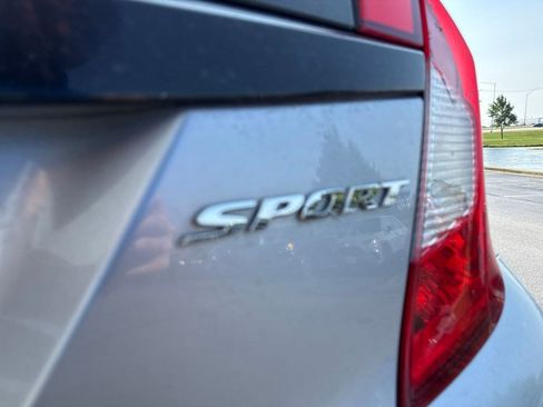 Used 2018 Honda Fit Sport image 5