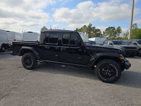 New 2026 Jeep Gladiator Willys AWD/4WD image 2