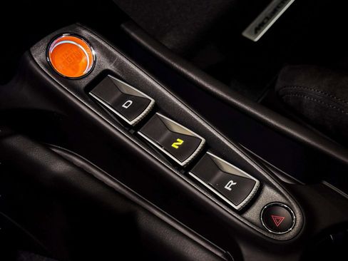 New 2026 McLaren Artura image 27