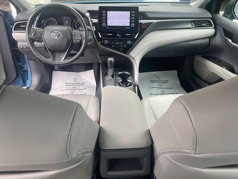 Used 2024 Toyota Camry SE w/ Convenience Package FWD image 33