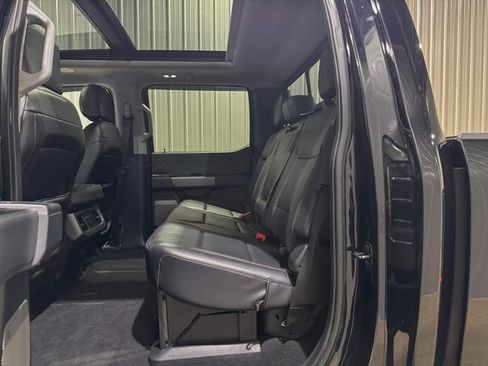 Used 2023 Ford F450 Lariat w/ Lariat Ultimate Package AWD/4WD image 21