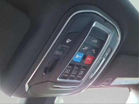 New 2025 Jeep Grand Cherokee L Limited w/ Luxury Tech Group II AWD/4WD image 23