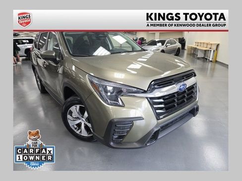 Used 2025 Subaru Ascent Premium AWD/4WD image 1