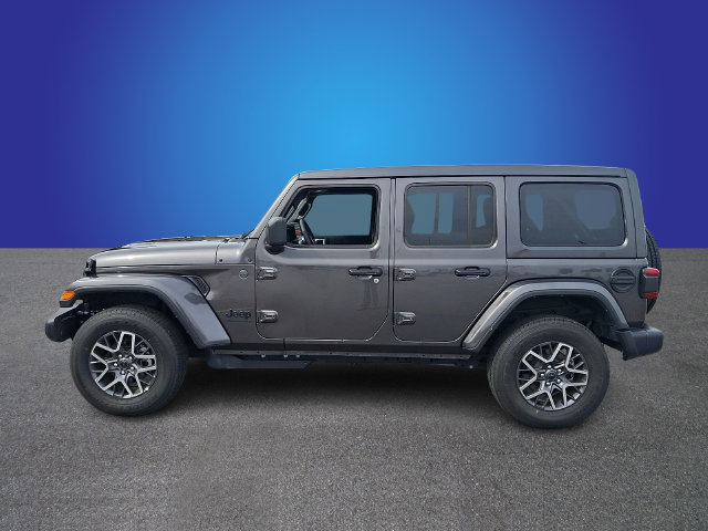 Used 2026 Jeep Wrangler Unlimited Sahara AWD/4WD image 7
