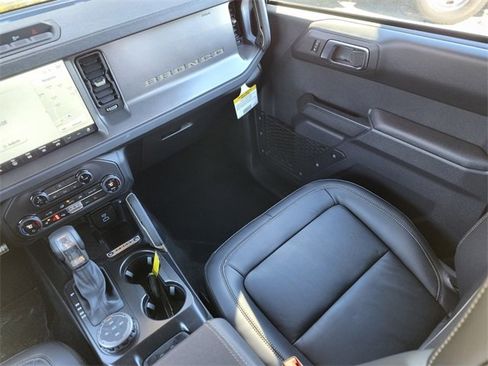 New 2025 Ford Bronco Badlands w/ Sasquatch Package image 15