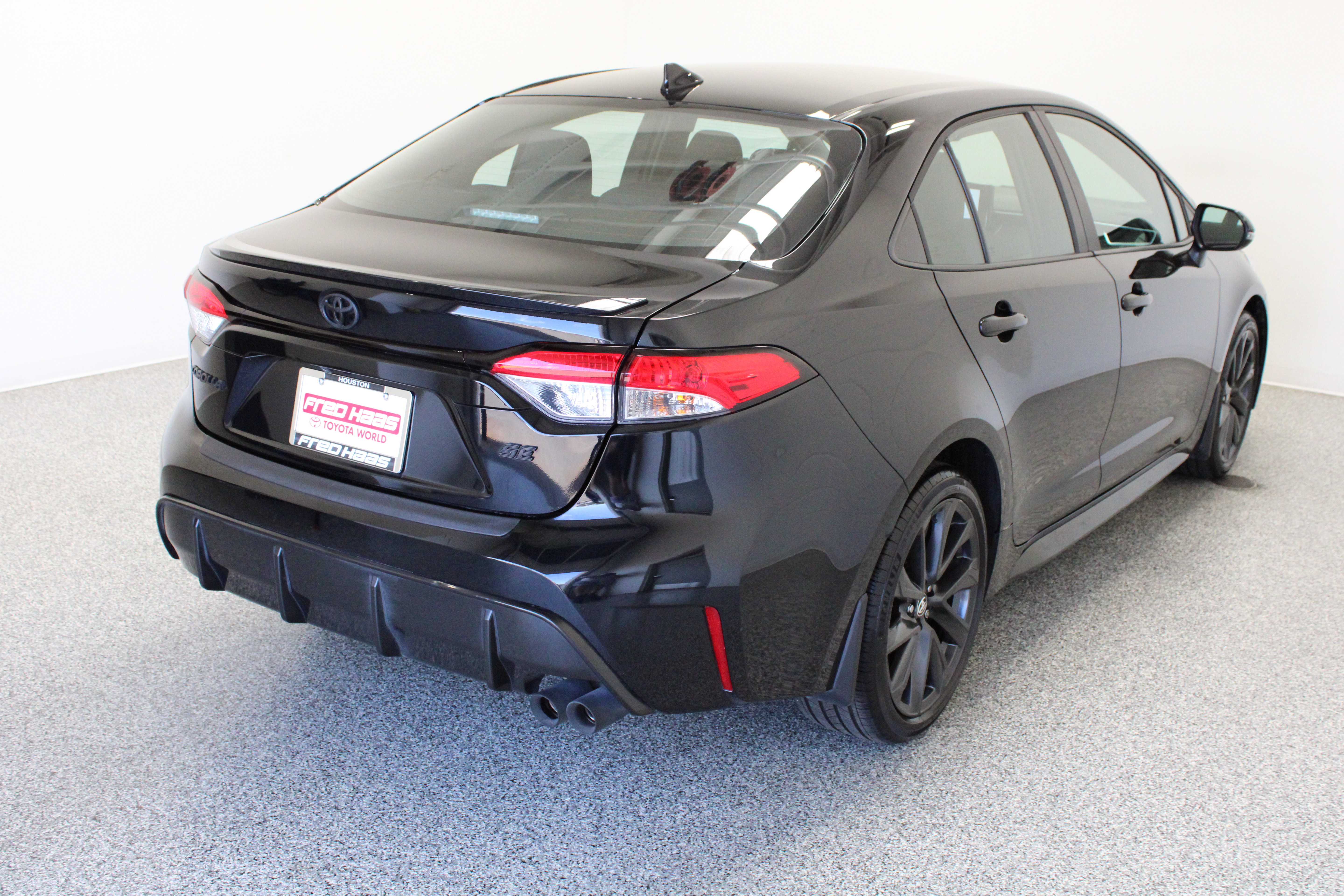 Certified 2024 Toyota Corolla SE FWD image 7