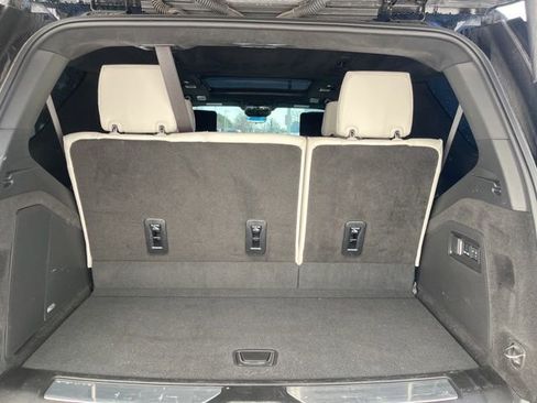 Used 2025 Cadillac Escalade Sport Platinum w/ LPO, ONYX Package image 7