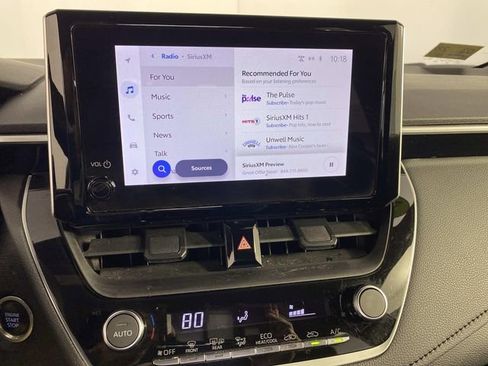 Used 2023 Toyota Corolla SE w/ SE Premium Package FWD image 21