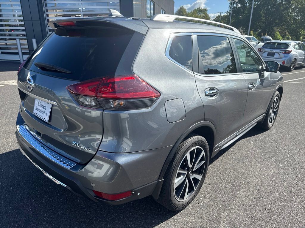 Used 2020 Nissan Rogue SL AWD/4WD image 9